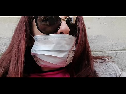 ❤️ Nicoletta报复她的邻居,在他的车库里撒尿(特别Covid19意大利检疫局) ️❌ Porno ❌️