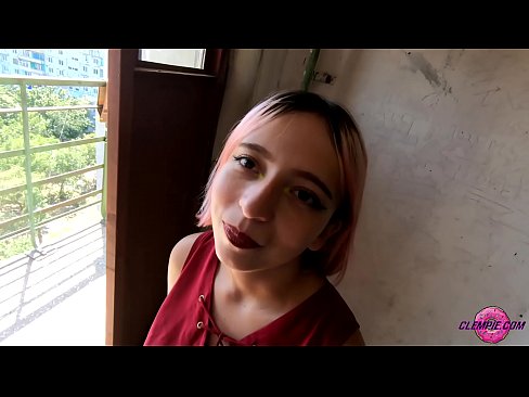 ❤️ 学生Sensual在内陆地区吸食陌生人--在他脸上射精 ️❌ Porno ❌️